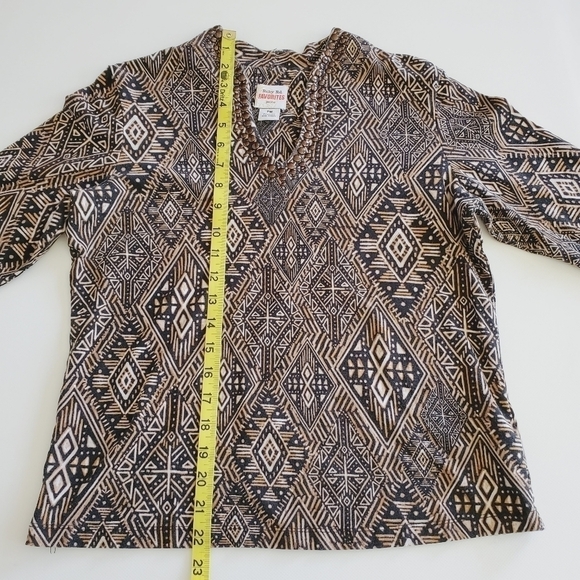 1203 * Ruby Rd Favorites Print Top Tan/Brown/Black Size PM - Picture 7 of 7